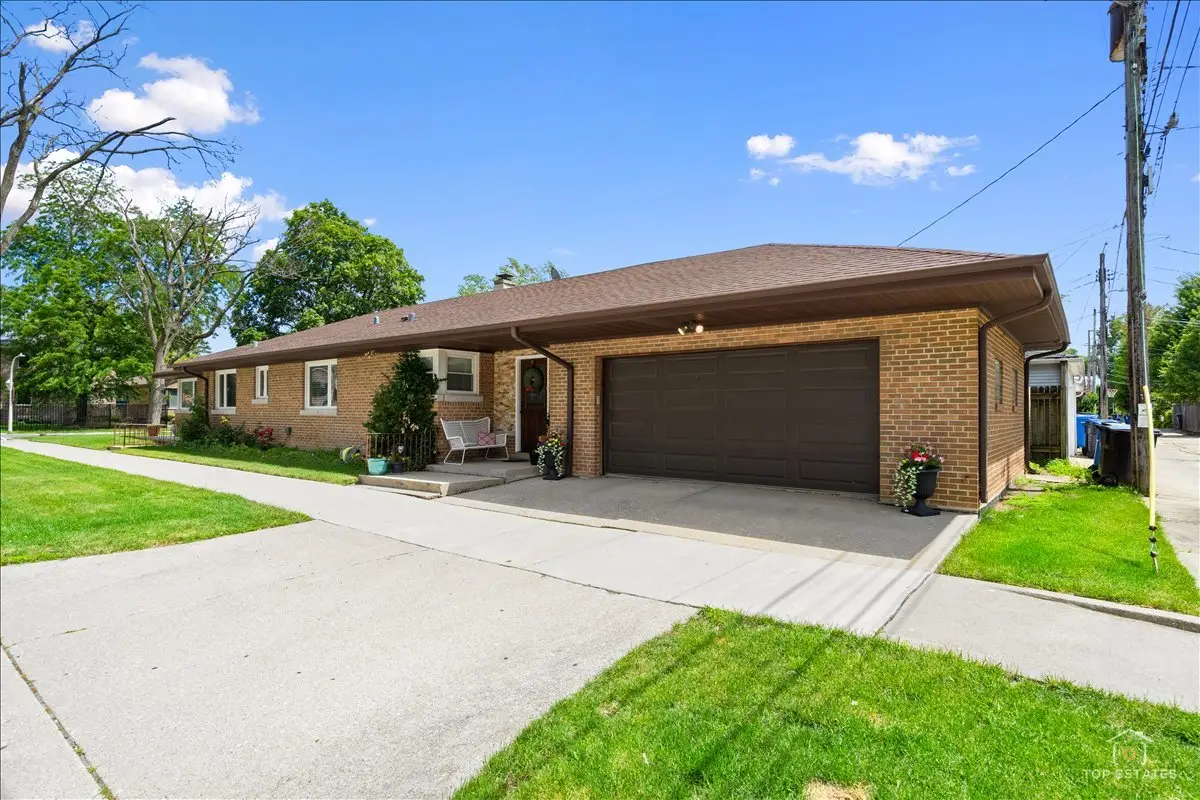 6250 N Kedvale Avenue, Chicago, IL 60646 - #1