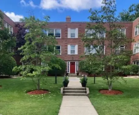 800 Oakton Street #2, Evanston, IL 60202 - #1