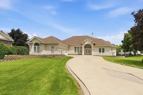 12024 W Edgewood Drive, Homer Glen, IL 60491