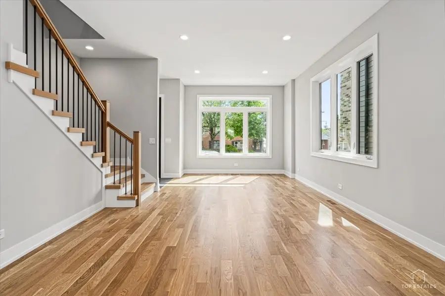 5228 S Mason Avenue, Chicago, IL 60638 - #3