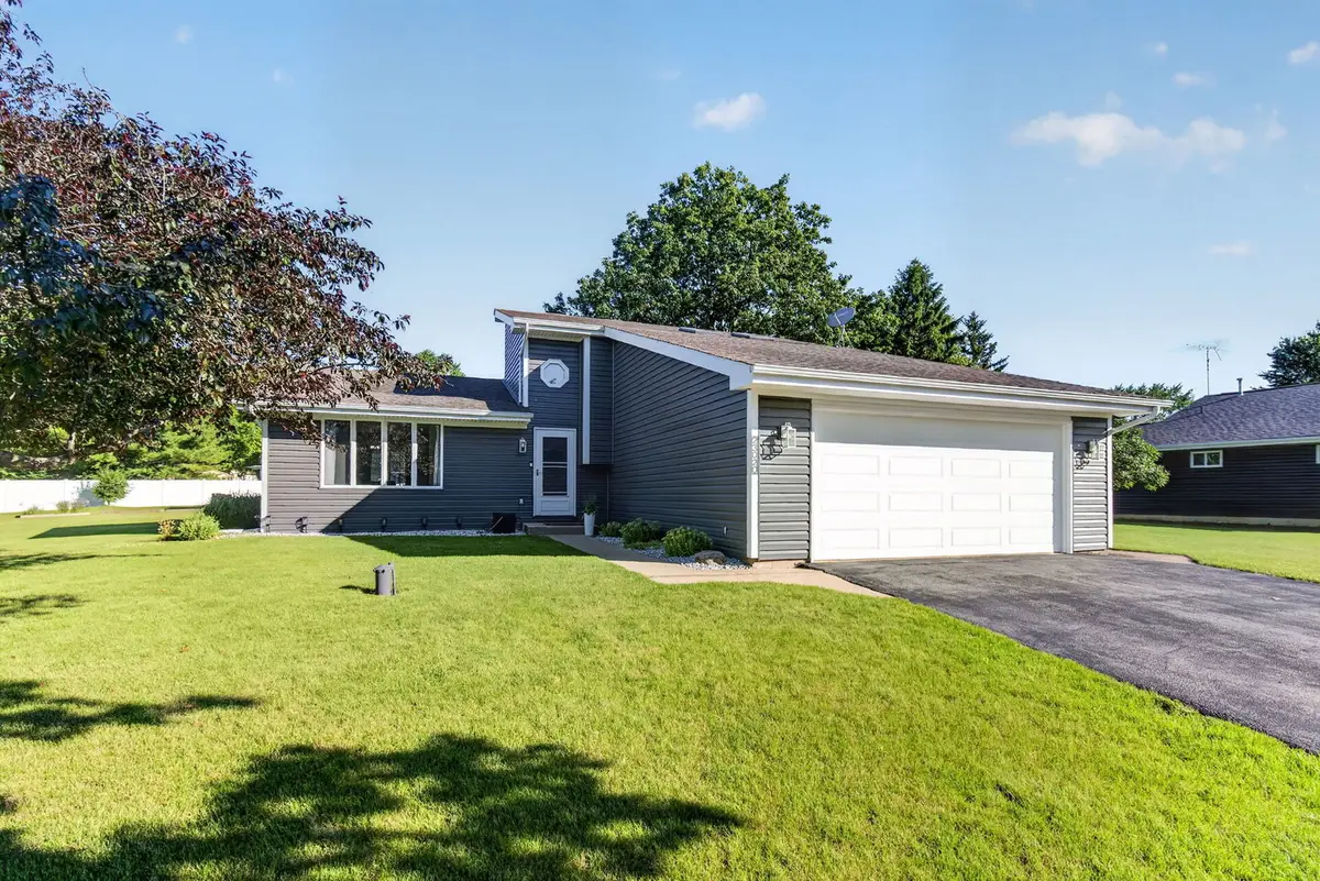 23020 S Michael Drive, Channahon, IL 60410 - #1