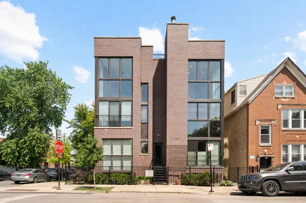 2047 N Leavitt Street #2S, Chicago, IL 60647