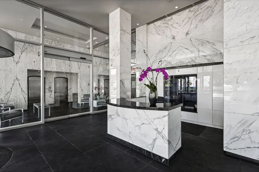 1300 N Lake Shore Drive #9A, Chicago, IL 60610 - #2