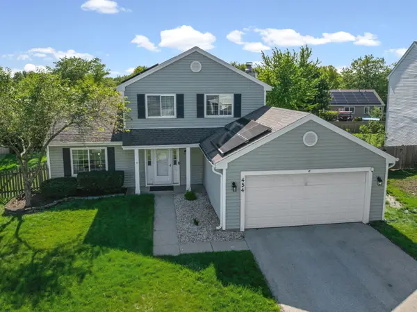 454 Danbury Drive, Carol Stream, IL 60188