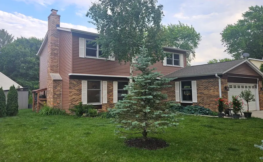 17515 W Winnebago Drive, Grayslake, IL 60030 - #2