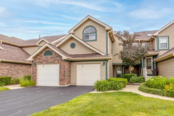 951 Ridgefield Lane, Wheeling, IL 60090