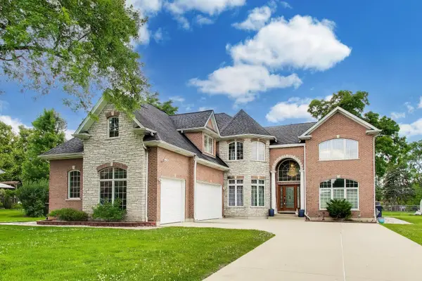 810 N Maple Street, Prospect Heights, IL 60070