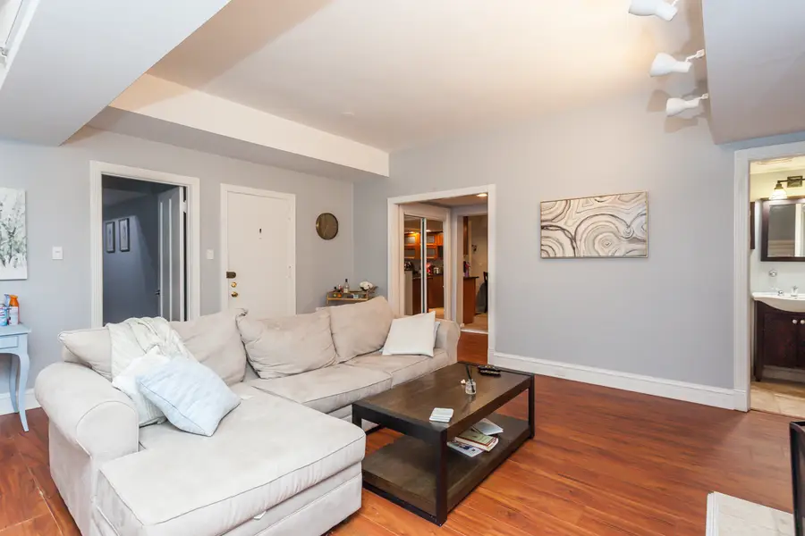 3608 N Pine Grove Avenue #B7, Chicago, IL 60613 - #3