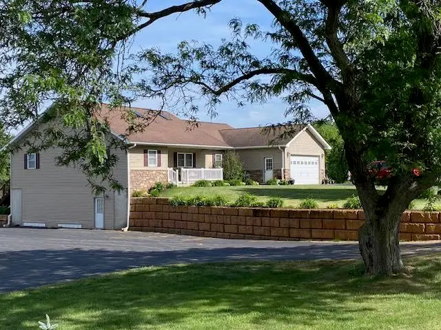 9699 Il Route 84, Savanna, IL 61074 - #1