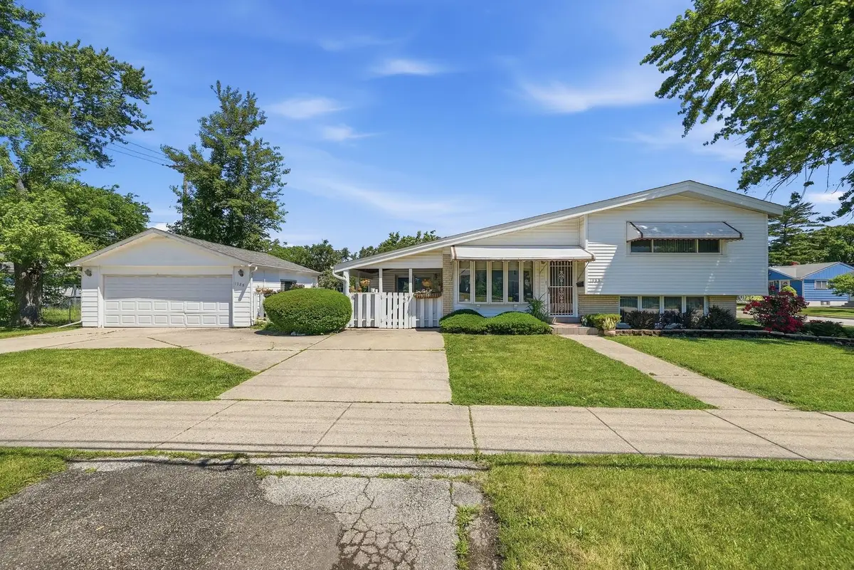 1988 E Touhy Avenue, Des Plaines, IL 60018 - #1