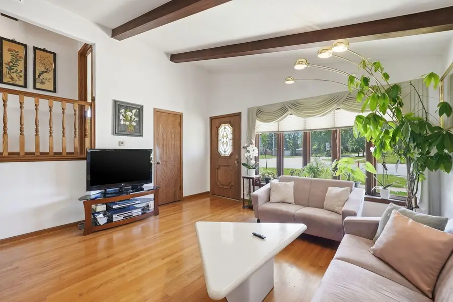 1988 E Touhy Avenue, Des Plaines, IL 60018 - #3