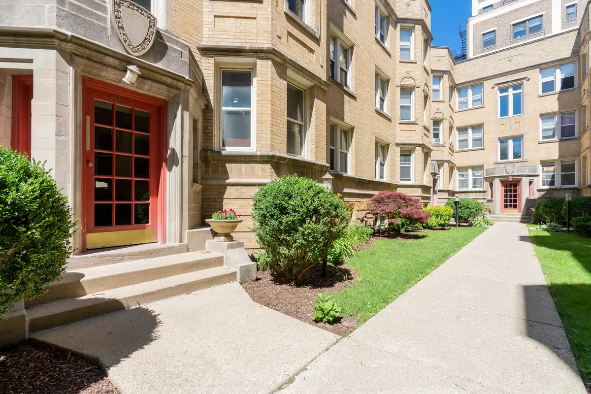 6819 N Lakewood Avenue #3E, Chicago, IL 60626 - #1