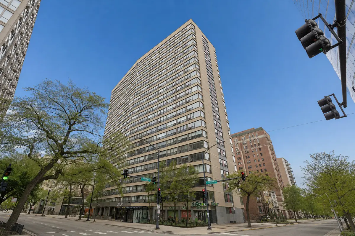 2930 N Sheridan Road #2006, Chicago, IL 60657 - #1