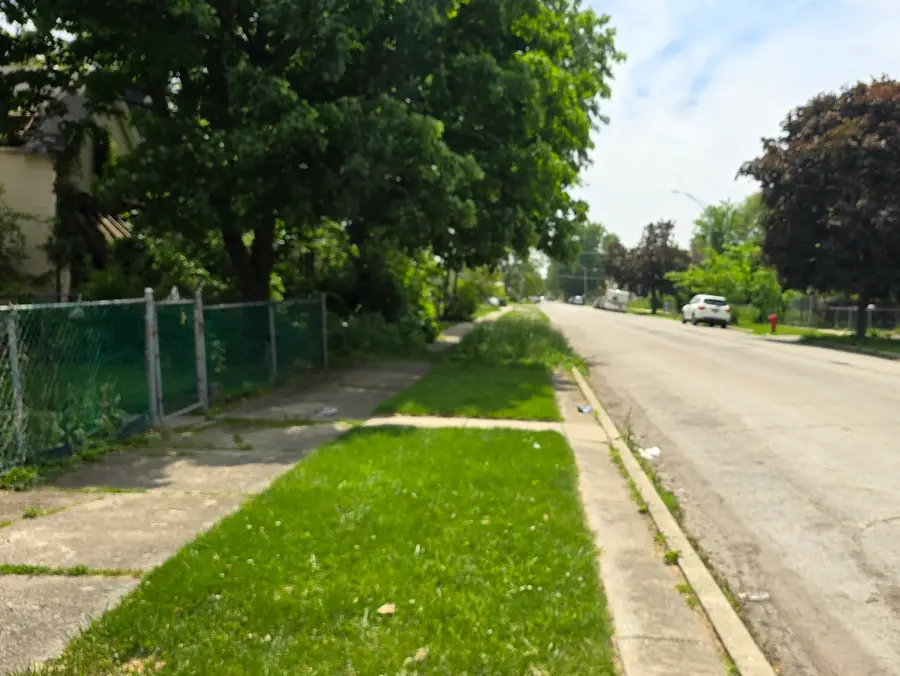 15213 Turlington Avenue, Harvey, IL 60426 - #2