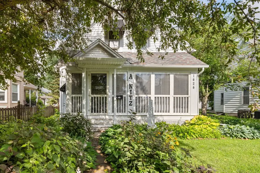 1424 11th Street A, Moline, IL 61265 - #2