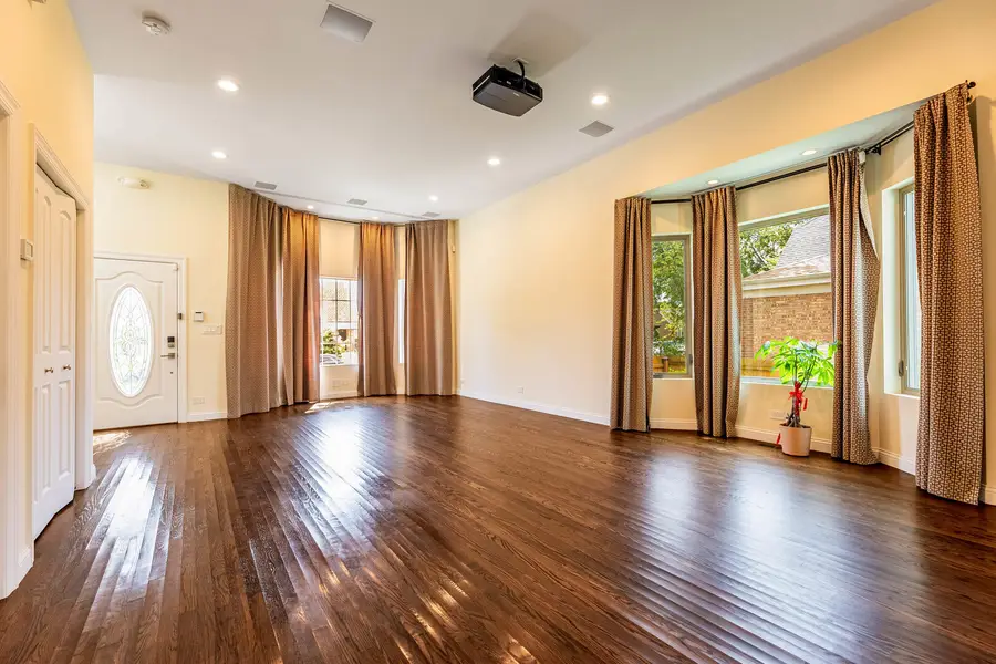 3452 N Newcastle Avenue, Chicago, IL 60634 - #3