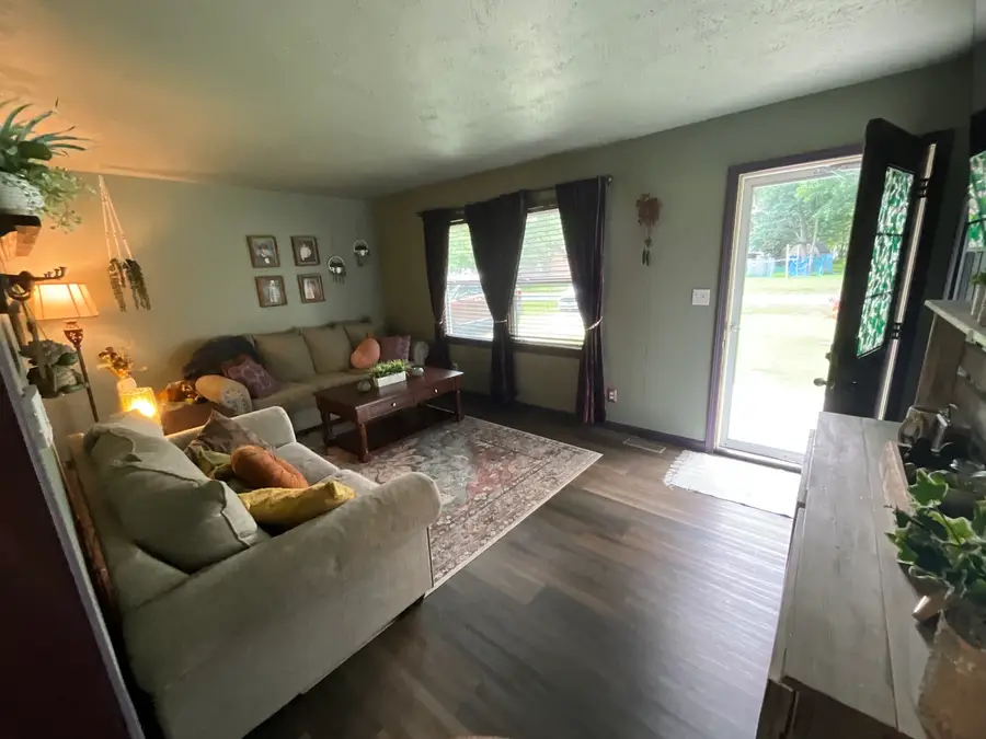 310 S Wood Street, Odin, IL 62870 - #3