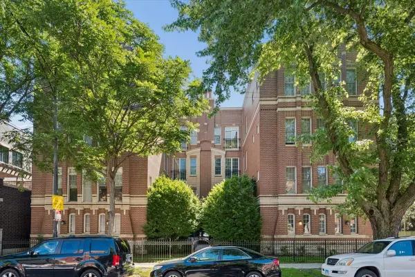 3845 N Ashland Avenue #4E, Chicago, IL 60613