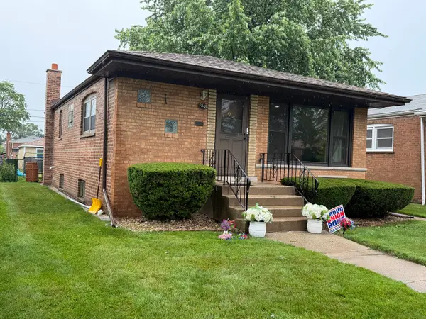 9848 S Muskegon Avenue, Chicago, IL 60617