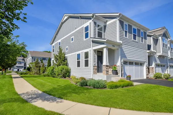 653 Riverbank Drive, Geneva, IL 60134