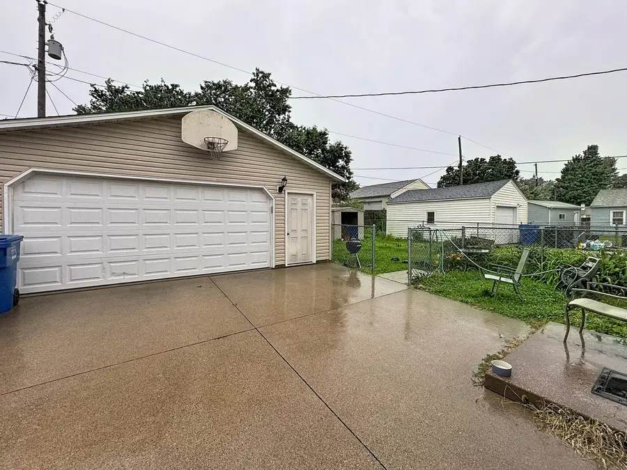 3714 13th Avenue, Moline, IL 61265 - #3