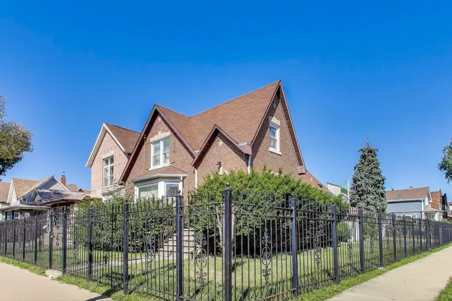 5636 W Augusta Boulevard, Chicago, IL 60651 - #2