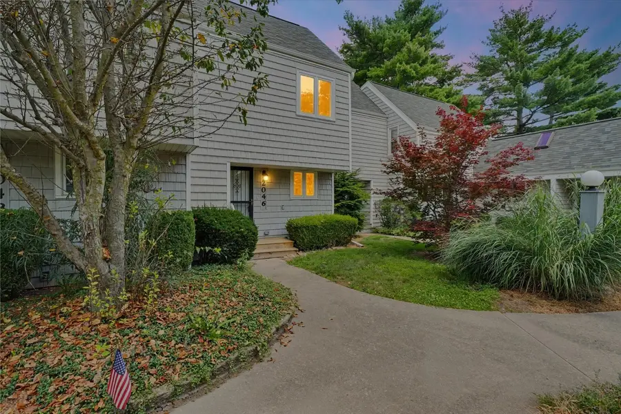 2046 Blackthorn Drive #2046, Champaign, IL 61821 - #2