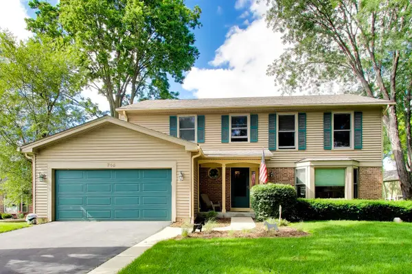 745 Newberry Drive, Batavia, IL 60510