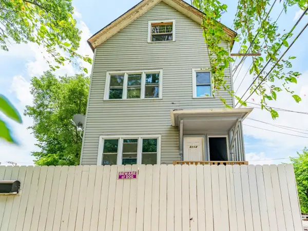 Address Withheld By Seller, Chicago, IL 60609