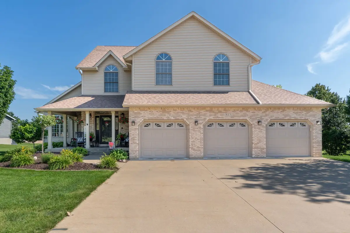 1021 Springbrook Lane, De Witt, IA 52742 - #1