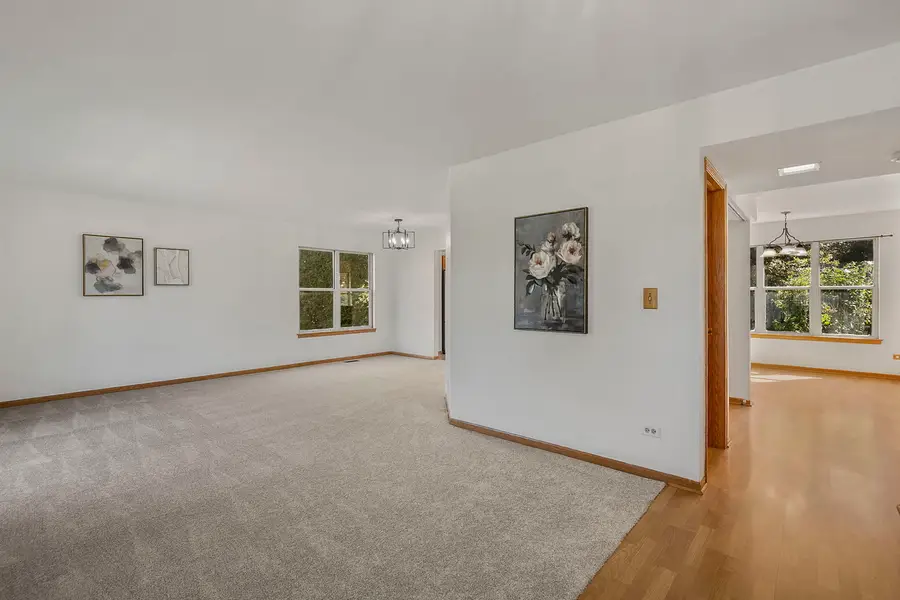 449 S Pershing Avenue, Mundelein, IL 60060 - #3