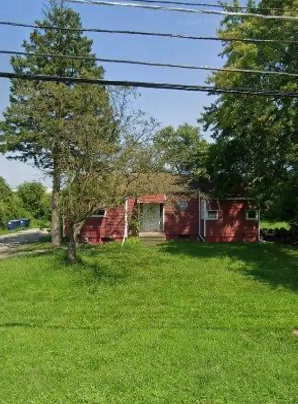 25 N East River Road, Des Plaines, IL 60016
