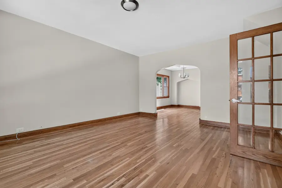 5107 W Berenice Avenue, Chicago, IL 60641 - #3