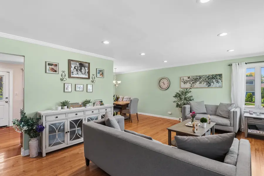 Address Withheld By Seller, Mount Prospect, IL 60056 - #3