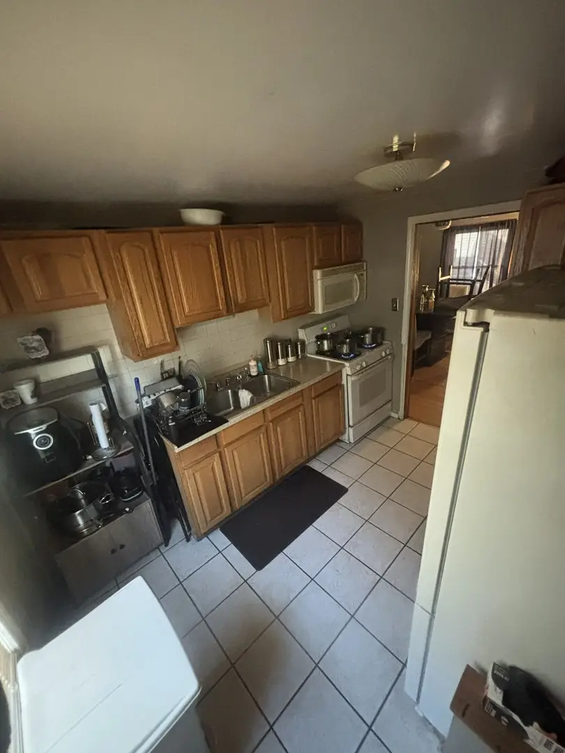 12504 S Lowe Avenue, Chicago, IL 60628 - #3