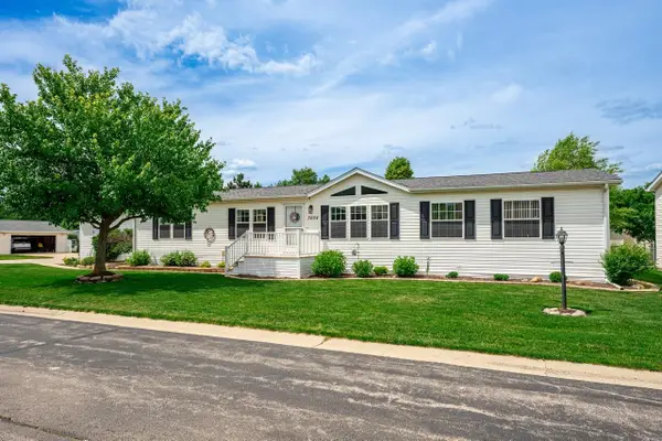 5604 Irving Boulevard, Machesney Park, IL 61115