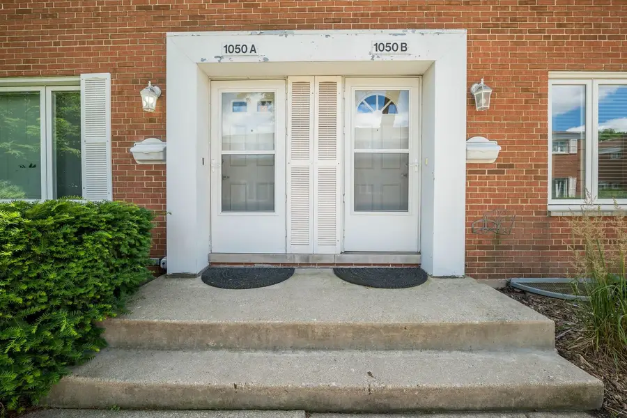 1050 Higgins Road #B, Park Ridge, IL 60068 - #3