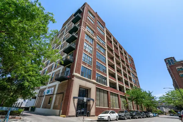 320 E 21st Street #615, Chicago, IL 60616