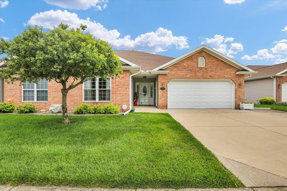 1817 E Prairie Winds Circle, Urbana, IL 61802 - #1