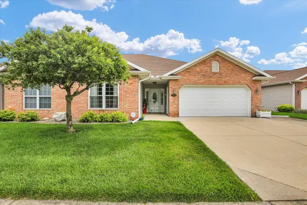 1817 E Prairie Winds Circle, Urbana, IL 61802