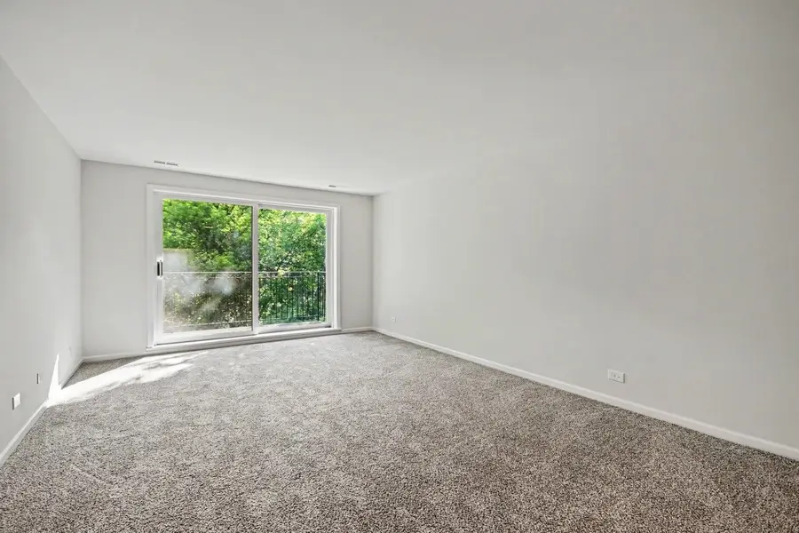 6935 N Milwaukee Avenue #204, Niles, IL 60714 - #2