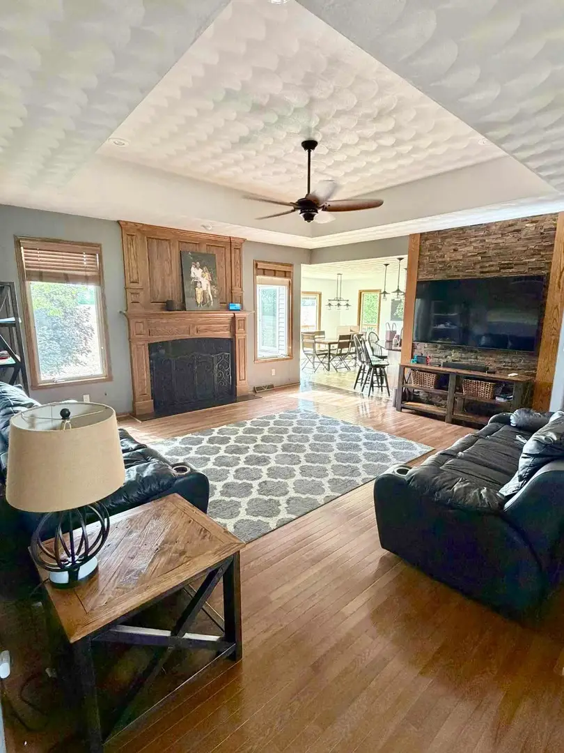 310 Bellaire Drive, Winnebago, IL 61088 - #2