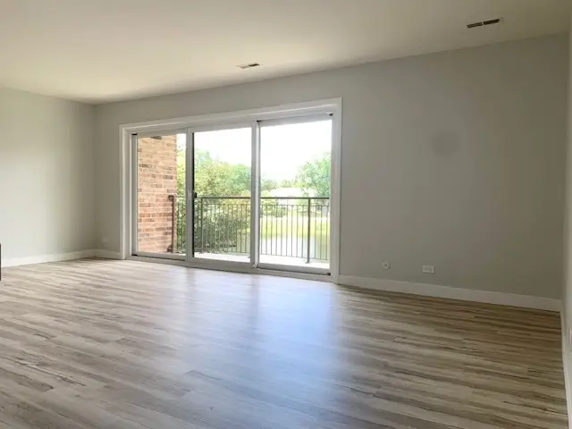 301 Lake Hinsdale Drive #209, Willowbrook, IL 60527 - #2