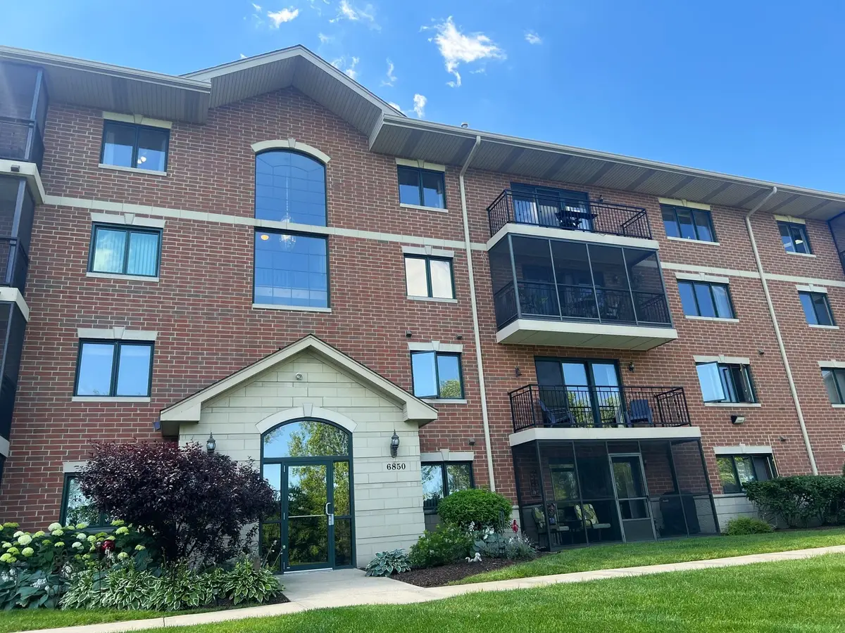 6850 W Winding Trail #202, Oak Forest, IL 60452 - #1