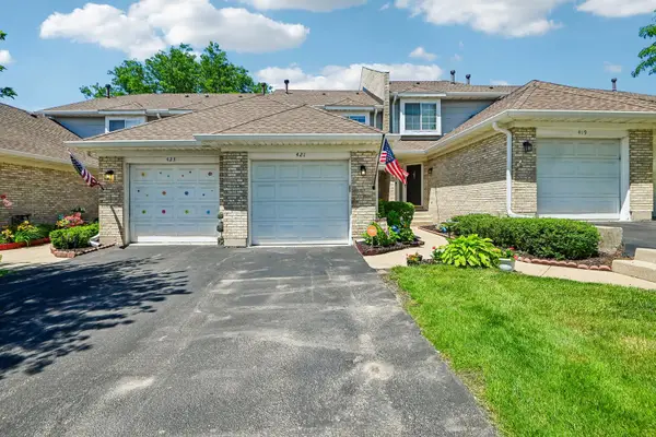 421 Lakeview Circle, Bolingbrook, IL 60440