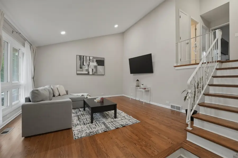 1533 N Arlington Heights Road #C, Arlington Heights, IL 60004 - #3