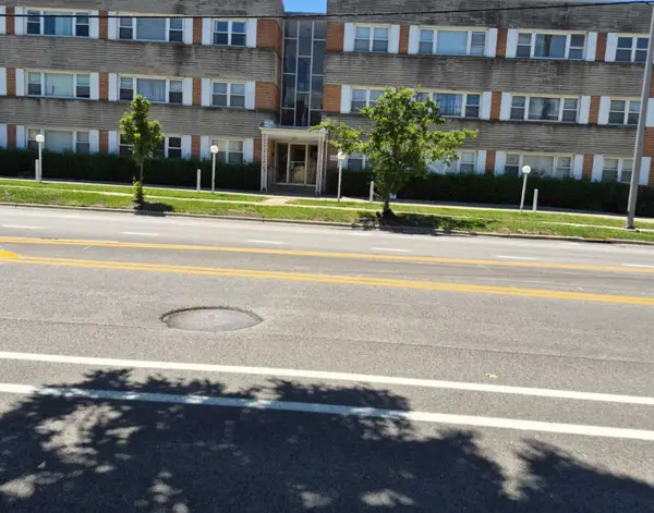 4949 Church Street #301, Skokie, IL 60077