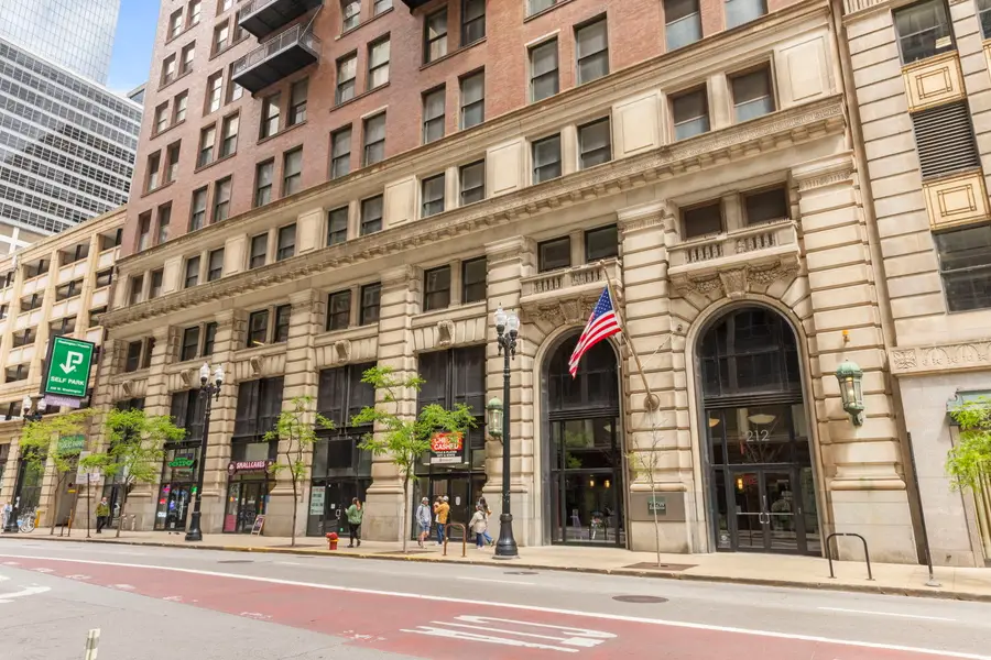 212 W Washington Avenue #1508, Chicago, IL 60606 - #2