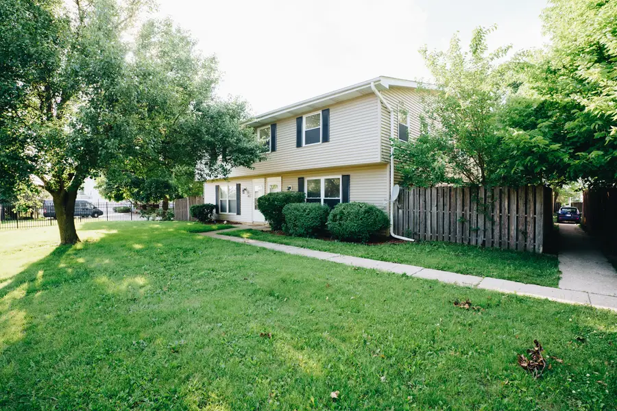 10W Fernwood Drive, Bolingbrook, IL 60440 - #2