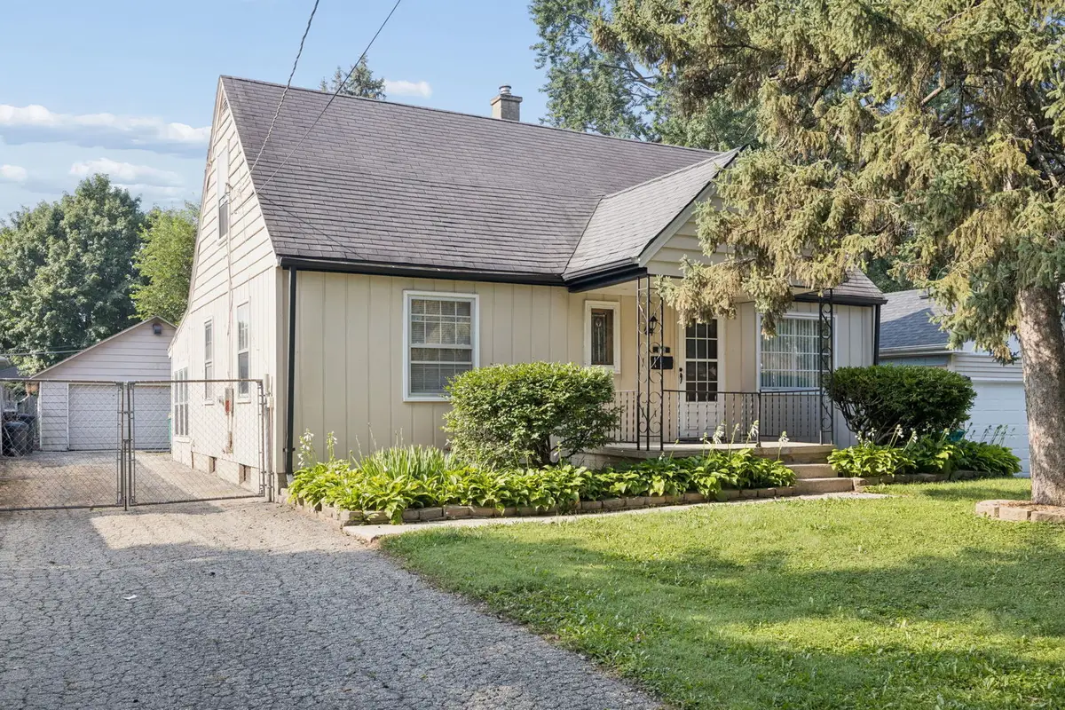 1106 Roosevelt Avenue, Joliet, IL 60435 - #1